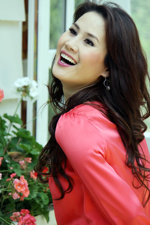 Vietnamese Celeb Hot Model Than Thuy Ha