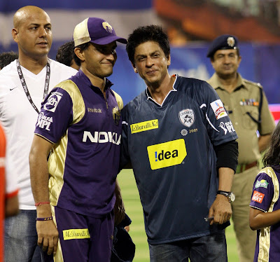 Latest-Shahrukh-Khan-Kolkata-Knight-Riders-IPL-Team-2011-Wallpapers-Images-Scenes-2011
