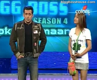 Salman khan With Sara Khan Bigg Boss 4 Wallpaper