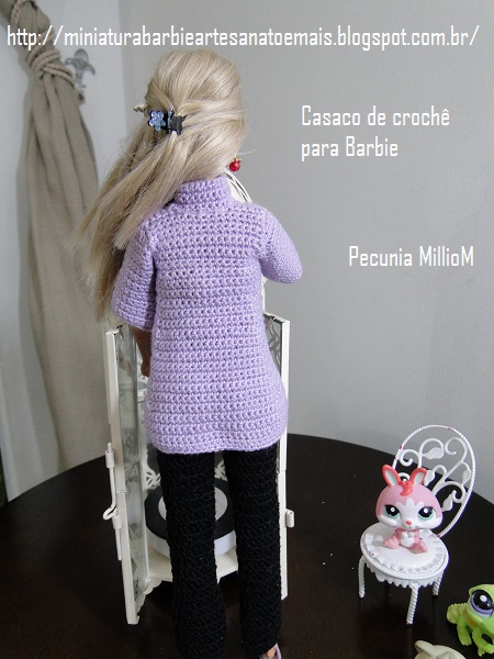 Casaco de crochê para Barbie com gráfico