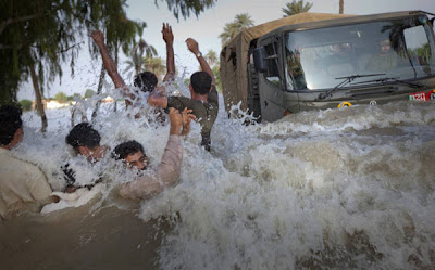 Photo Of Floods In Pakistan Seen On www.coolpicturegallery.net