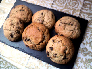 "cookies clásicas, cookies con chocolate"