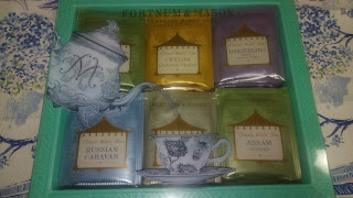 フォートナム＆メイソンの紅茶ギフトセット写真