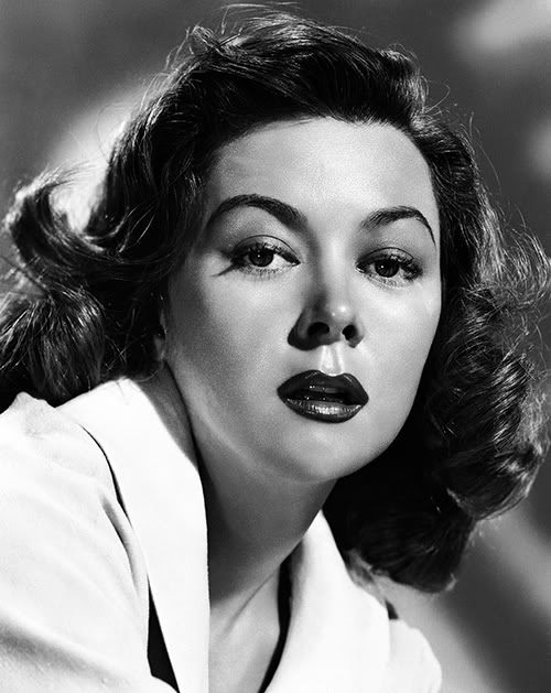 The actress Gloria Grahame reminded me a lot of Maggie Gyllenhaal