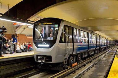 Потяг метро