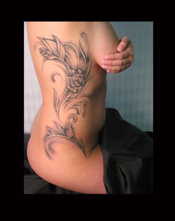 tattoos on rib for girls