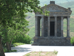 Armenia - swiątynia w Garni