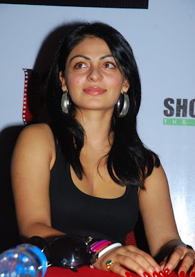 Neeru Bajwa