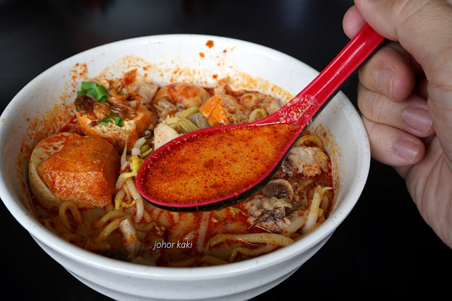 Master Heng Noodle @ Kampung Baru Pandan, JB. Nice Herbal Beef Noodle Soup 兴师傅手打面馆