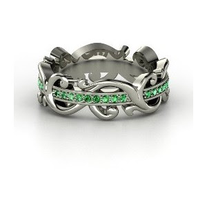 Some choices for the Best Emerald Eternity Ring