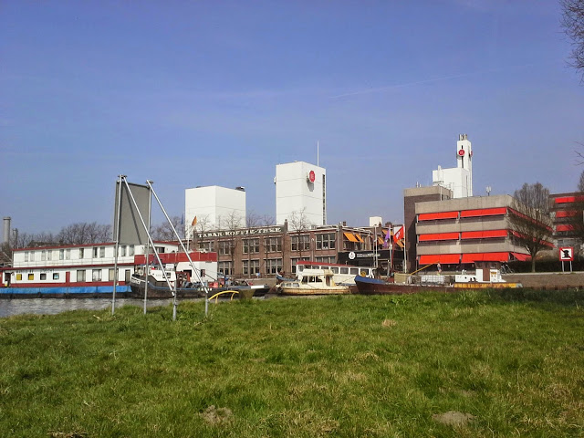 Willis Wilhelmshaven, Utrcht, Douwe Egberts Kaffe Tee Hauptwerk