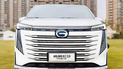 Wow… Toyota Alphard Hybrid Ditantang Trumpchi E9 hybrid