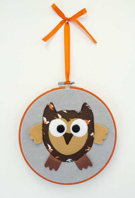 Owl in embroidery hoop by Welaughindoors