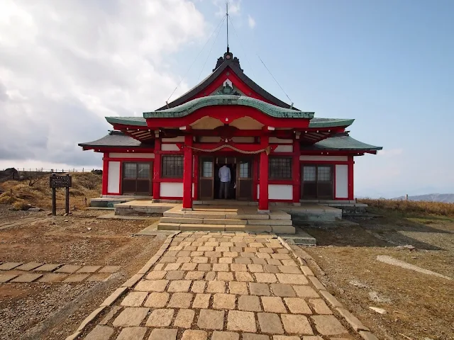 箱根駒ケ岳山頂の箱根元宮