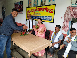 एकलव्य आदर्श विद्यालय का कांति नाग और विधायक नाग ने किया निरीक्षण, बच्चो को हो रही असुविधाओं पर कांति नाग ने संबंधित लोगों को लगाई फटकार एकलव्य आदर्श विद्यालय का कांति नाग और विधायक नाग ने किया निरीक्षण, बच्चो को हो रही असुविधाओं पर कांति नाग ने संबंधित लोगों को लगाई फटकार