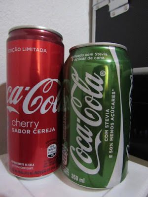 coca cola sabor cereja stevia 50% metade açucar light diet cherry coke verde nova novidade lançamento resenha