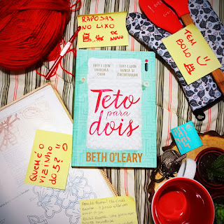 Livro Teto Para Dois, da escritora Beth O'leary