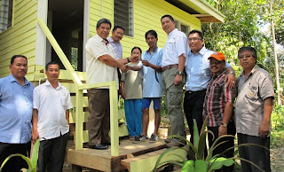 Kumpulan Yayasan Sabah Zon Pedalaman Selatan: PENYERAHAN 