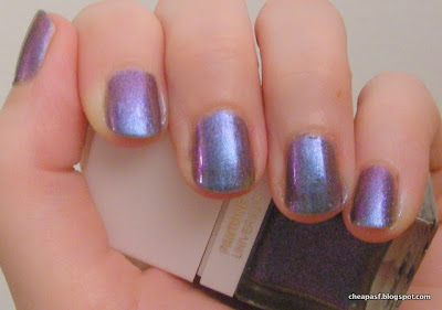 Sephora+Pantone Universe Spectral Lacquer in Waterfall swatches