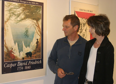 Ulrich und Kareen Voigt aus Forst in der Plakatausstellung auf der Burg Beeskow, Foto: Elke Lang