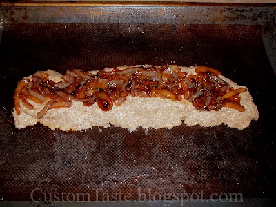 CIC-Caramelized Onion Gingerbread Biscuit Loaf by Custom Taste