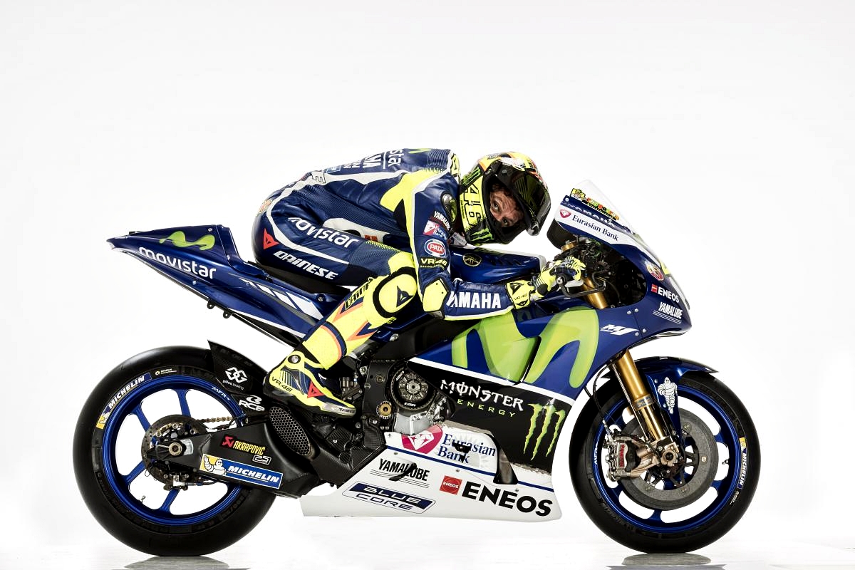 Gallery Foto Valentino Rossi Dan Lorenzo Dengan Motor Yamaha YZR