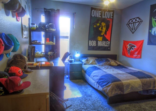 Desain Rumah Tebaru: Desain Kamar Tidur Untuk Fans Bob Marley