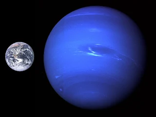 Size comparison of Earth and Neptune