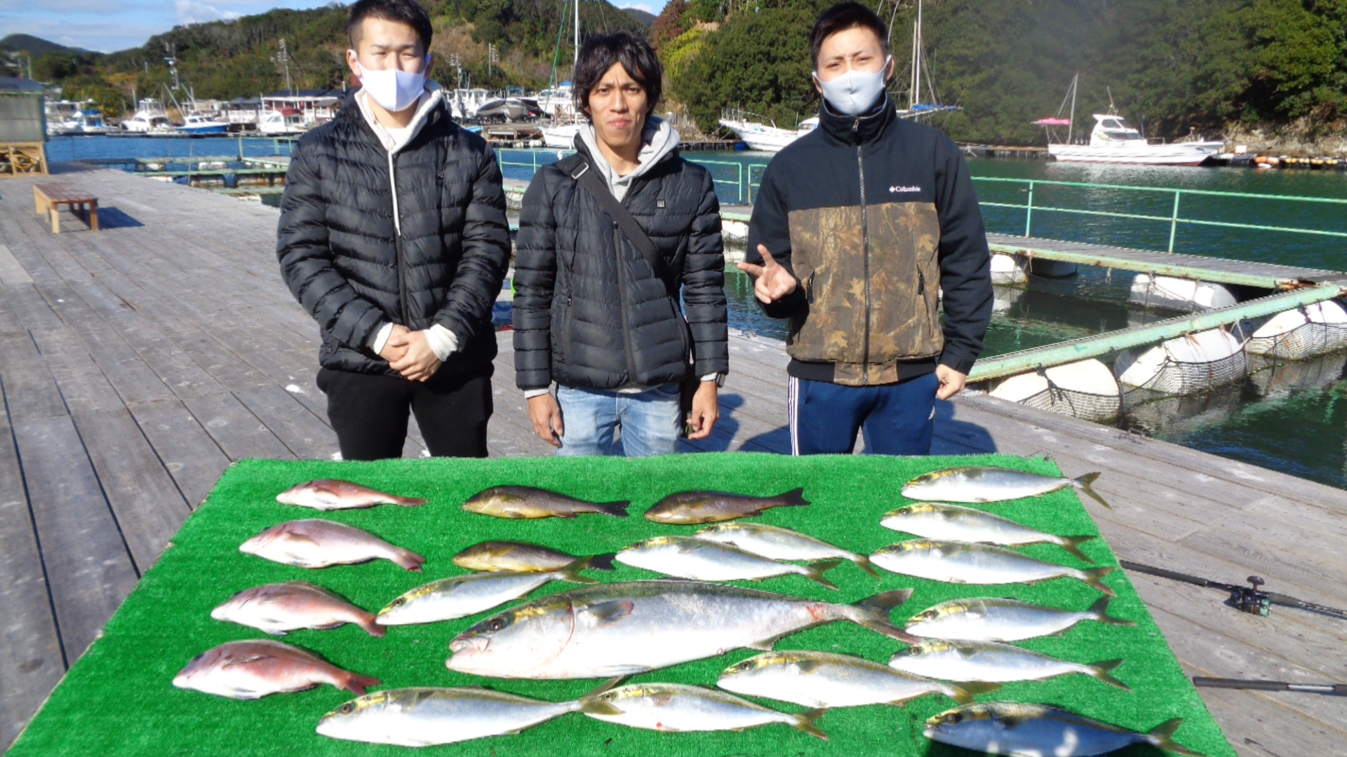 フィッシングパーク トリトン 釣果情報 12 03
