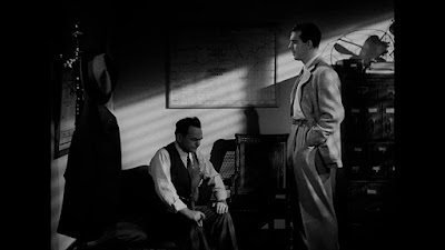 Double Indemnity 1944 Fred Macmurray Image 1