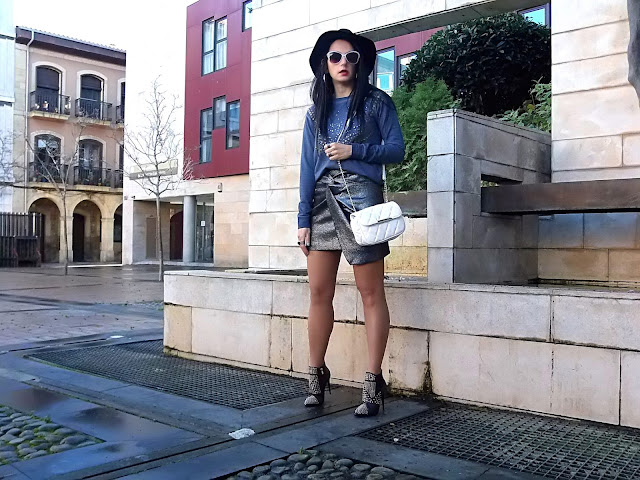 fashion, moda, look, outfit, blog, blogger, walking, penny, lane, streetstyle, style, estilo, trendy, rock, boho, chic, cool, casual, coat, ropa, cloth, garment, inspiration, fashionblogger, art, photo, photograph, Avilés, asturias, Asos, zara, brilli 