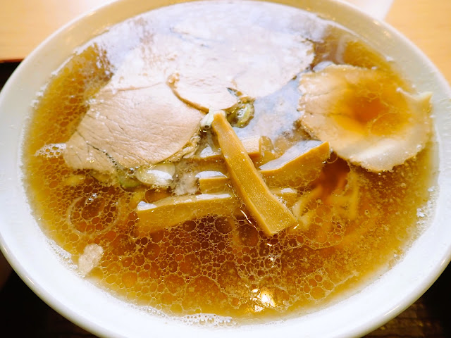 此湯的華麗程度堪稱新潟縣最高水準。