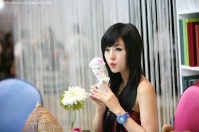 14 Hwang Mi Hee-KOBA 2011-part 2-very cute asian girl-girlcute4u.blogspot.com