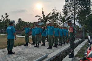 Gak Cuma Pandai Mimpin, Kades Kuntadi Ini Ternyata Mampu Turunkan Ilmu Baris Berbaris, Lihat Videonya