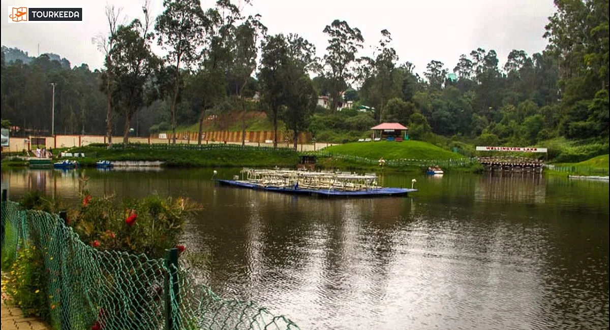 Wellington Lake One Day Coonoor tour by Cab