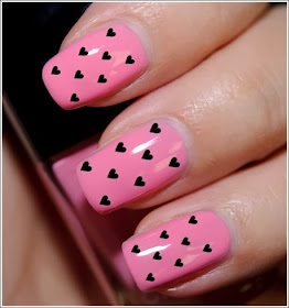 Small hearts, Nail art design!