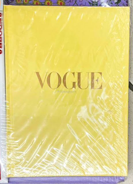 Regalo Revista Enero Vogue 2024 1