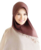 model jilbab segi empat
