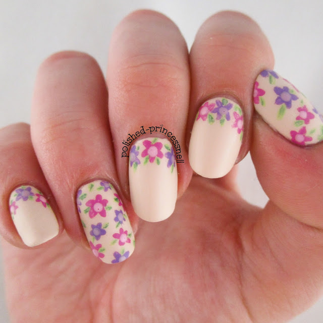 #31dc2015-day-fourteen-flowers-nails