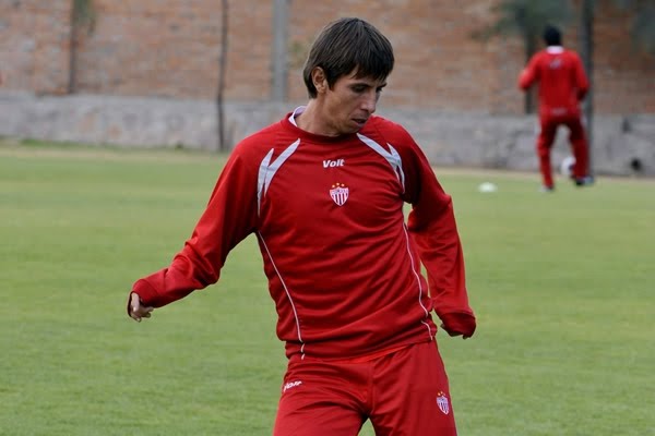Necaxa tiene más responsabilidad: Paulo César Chávez