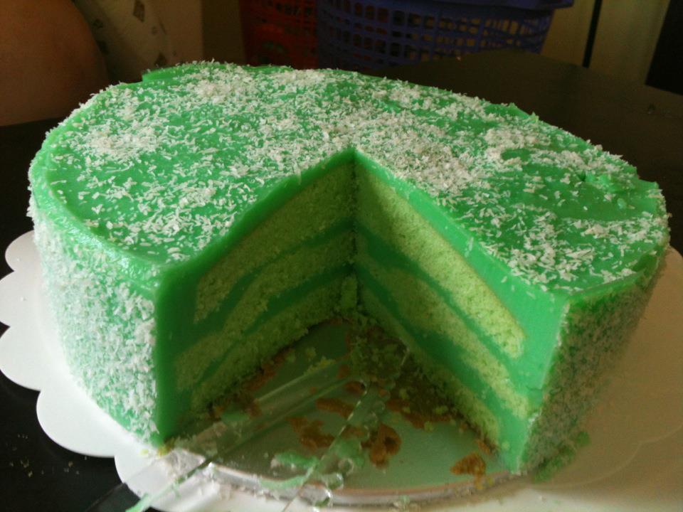 Dari Dapur Miza: Pandan Layer Cake