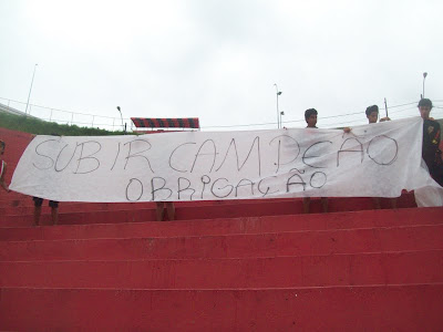 Protesto da torcida do Vitória