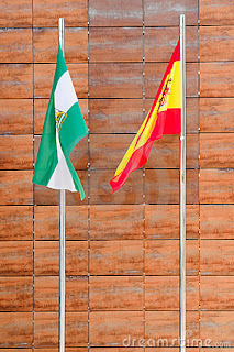 Banderas de Andalucía y España