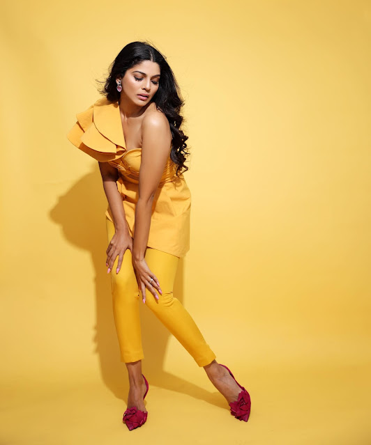 Pooja Sawant radiating elegance in a stunning photoshoot.