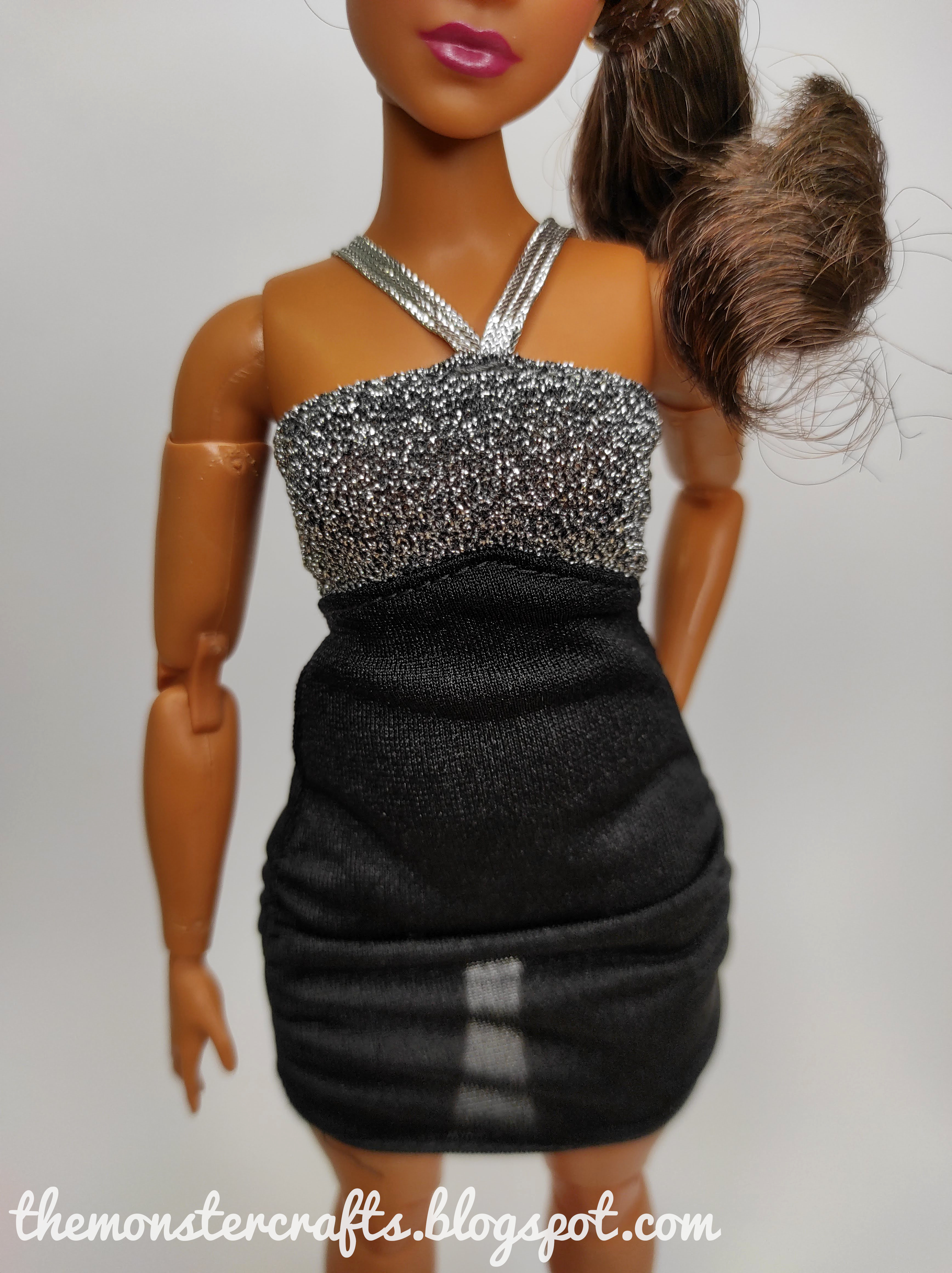 Curvy Barbie wardrobe find - details in comments : r/Barbie