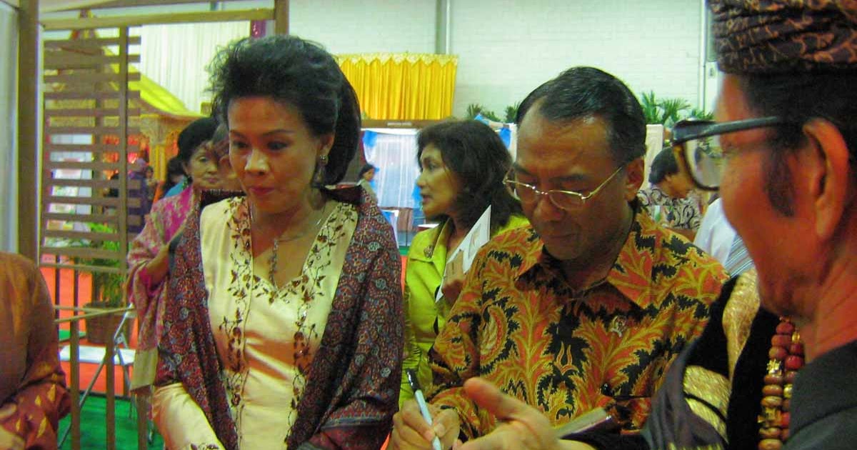 Pelaminan Minang Buchyar Ragam Pernikahan Nusantara 2007