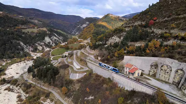 Recorrer la Provenza en tren