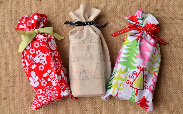 How to Make a Reusable Gift Bag with Ties: Easy to Sew