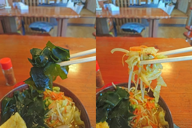 しっきり麺のトッピングの写真