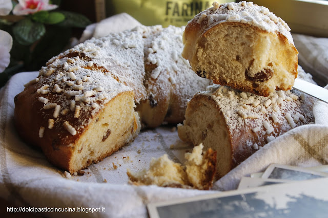 brioche pane dolce uvetta